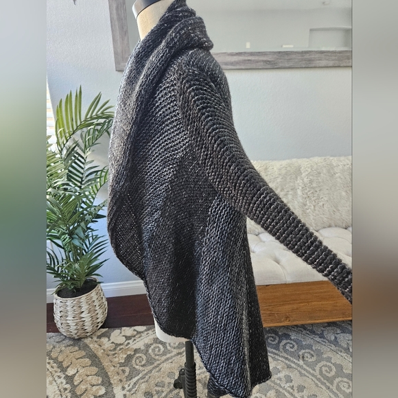 ALBINAAS ALPACA-Black & Gray Peruvian Alpaca Circle Jacket Coat Peplum Style - Picture 5 of 15